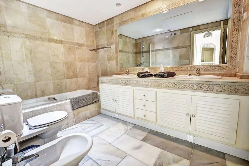 Beach House 1 Benalmadena Apartment