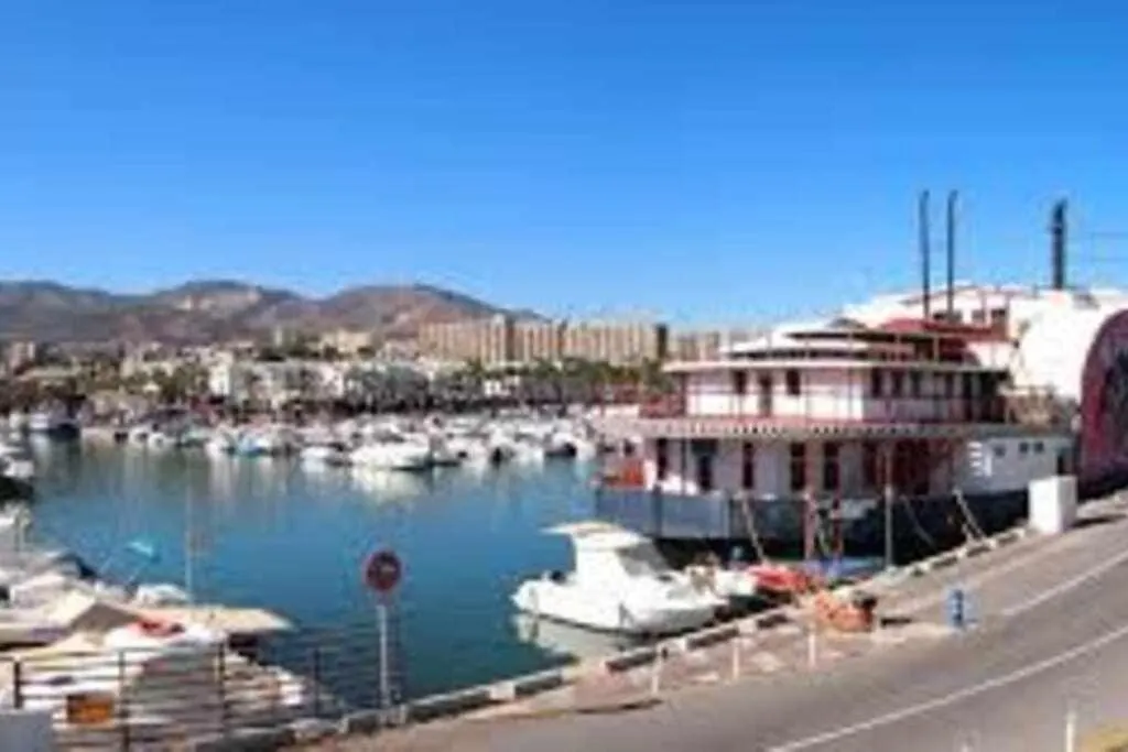 Beach House 1 Benalmadena 0*,  Spain